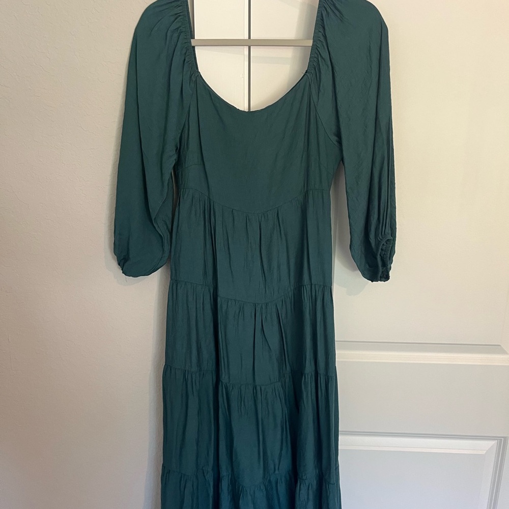 Green Pink Lily Midi dress with sleeves